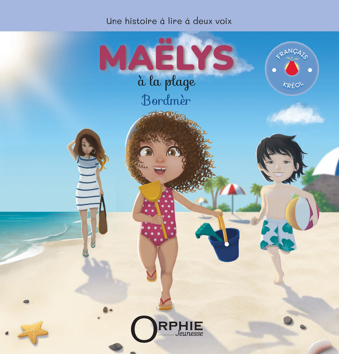 Maëlys à la plage